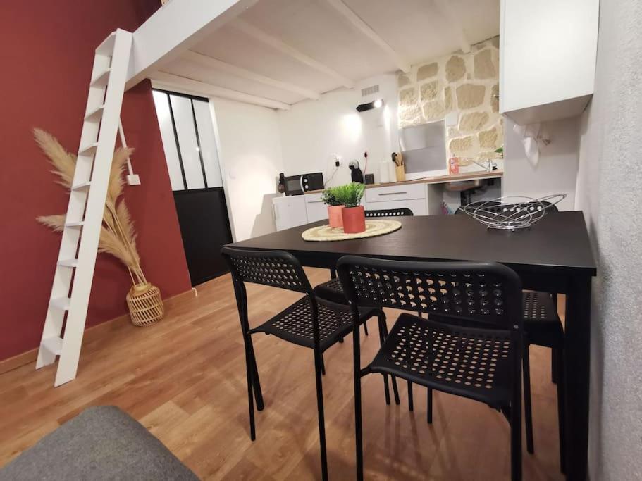 Centre Ville Montpellier - Appartement Au Coeur De L'Ecusson Экстерьер фото